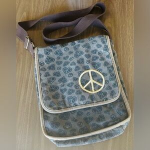 Rugged Vintage Peace Bag